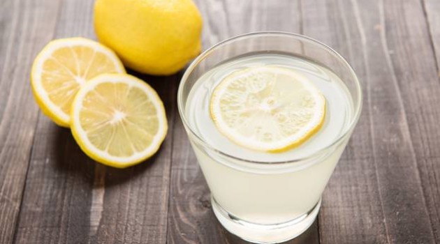 Blagodati mlake vode s limunom!