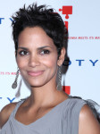 halle_berry_hairstyle_pixie_c