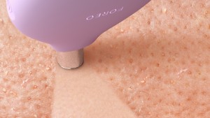 06_FOREO_KIWI™ derma_Product on the skin