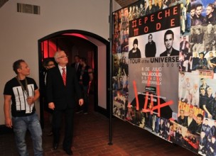 Josipović na “Depeche Mode” izložbi